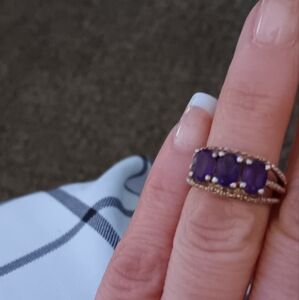 Purple onyx ring